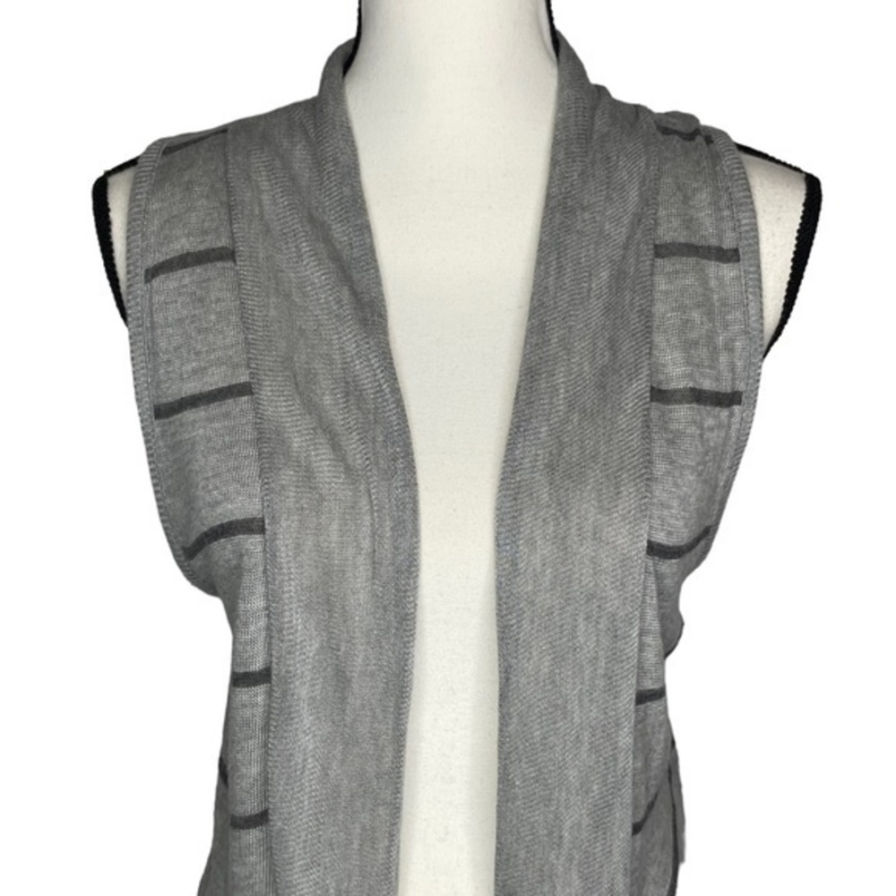 Maurices Cardigan Sweater Vest Gray Striped Knit Sleeveless Open Front Size XL - Picture 2 of 14